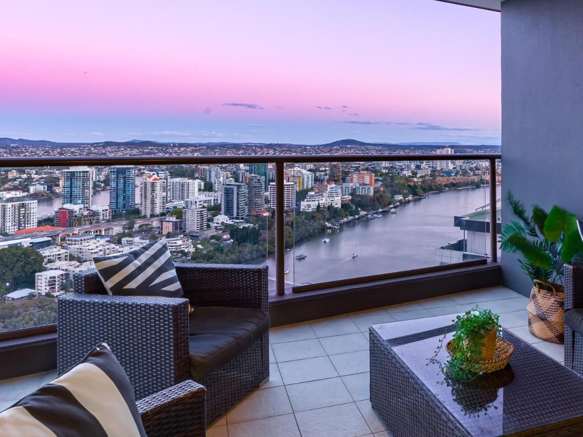 African Escape On Level 38 - Balcony With Views Brisbane Exterior photo