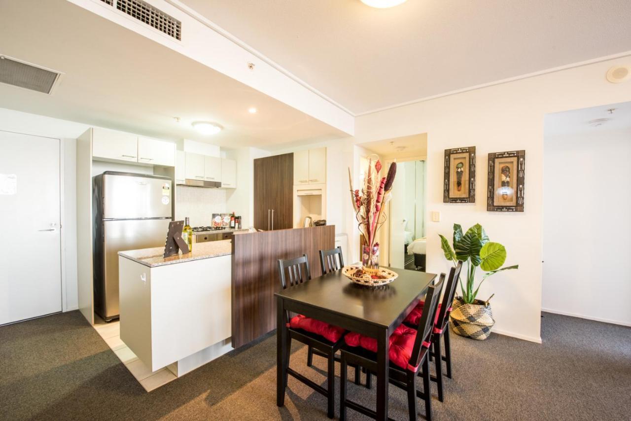 African Escape On Level 38 - Balcony With Views Brisbane Exterior photo